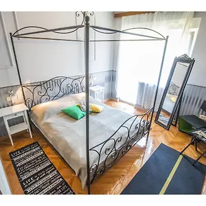 Shades Of Grey Appartement Split